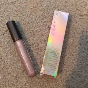 Becca - lip gloss